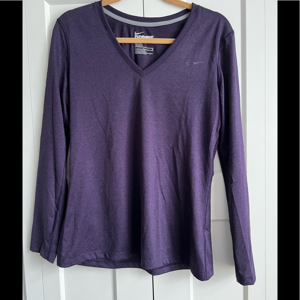 Women’s Nike dri-fit t-shirt